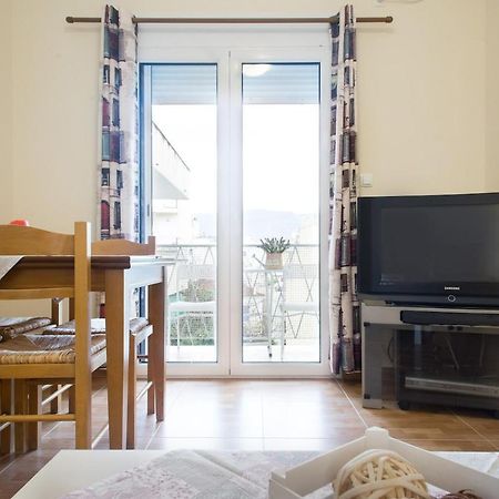 60m² 2 slaapkamer, 1 privé badkamer Appartement in Acropolis - Koukaki Athene Buitenkant foto