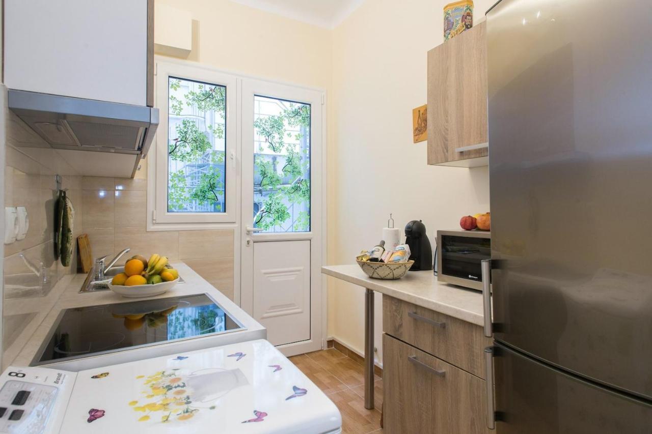 60m² 2 slaapkamer, 1 privé badkamer Appartement in Acropolis - Koukaki Athene Buitenkant foto