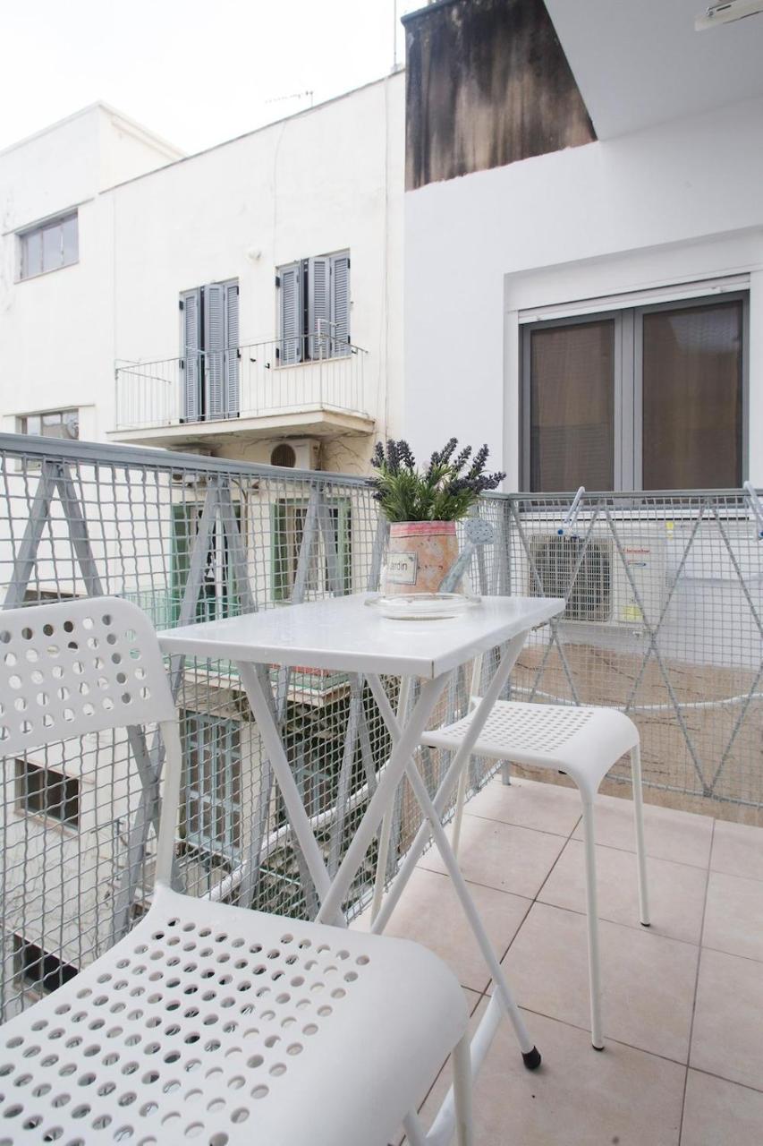 60m² 2 slaapkamer, 1 privé badkamer Appartement in Acropolis - Koukaki Athene Buitenkant foto