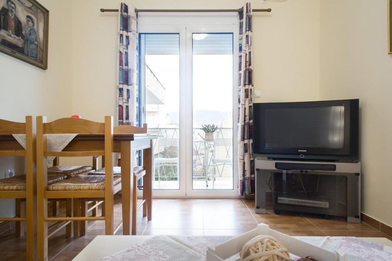 60m² 2 slaapkamer, 1 privé badkamer Appartement in Acropolis - Koukaki Athene Buitenkant foto