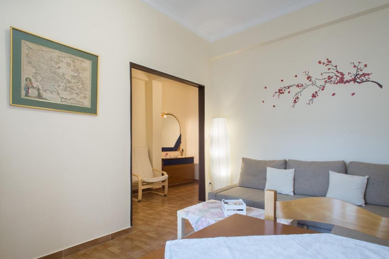 60m² 2 slaapkamer, 1 privé badkamer Appartement in Acropolis - Koukaki Athene Buitenkant foto
