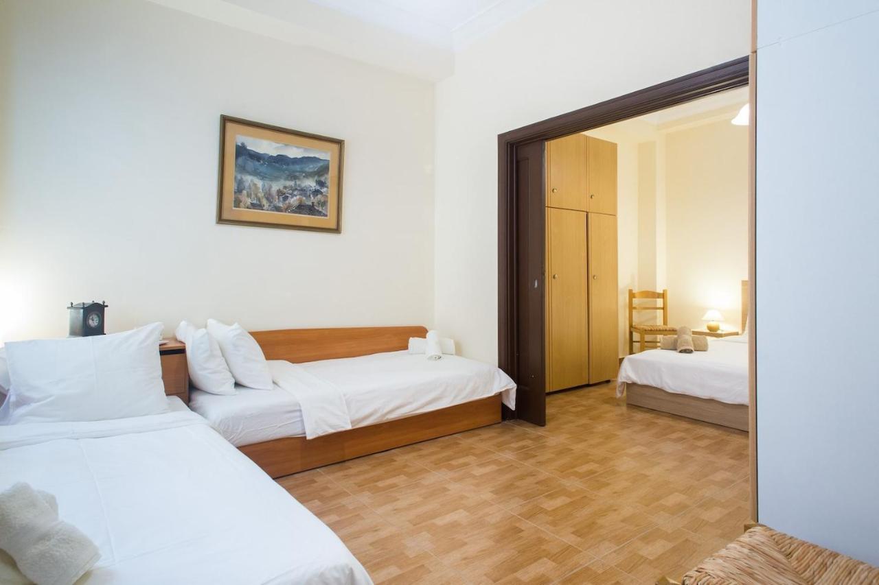 60m² 2 slaapkamer, 1 privé badkamer Appartement in Acropolis - Koukaki Athene Buitenkant foto