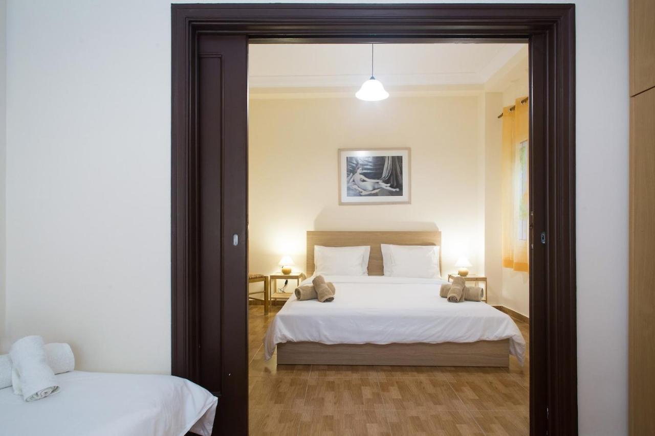 60m² 2 slaapkamer, 1 privé badkamer Appartement in Acropolis - Koukaki Athene Buitenkant foto